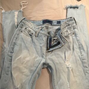 5/$25 Lucky Brand Light Blue Skinny Jeans